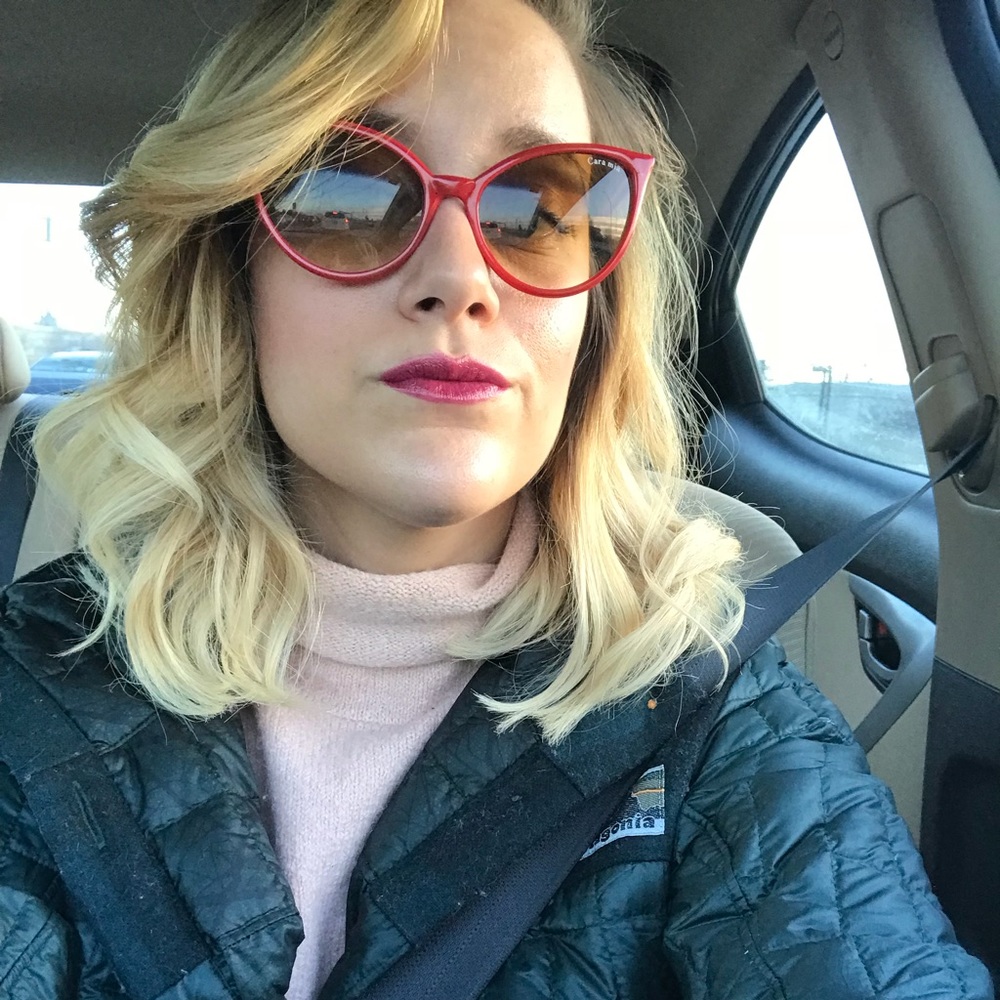 Meet your Posher, Olivia